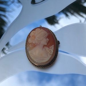 Vintage Cameo Brooch & Clip Necklace